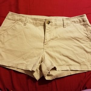 2/$12 🤩 Arizona khaki Shorts